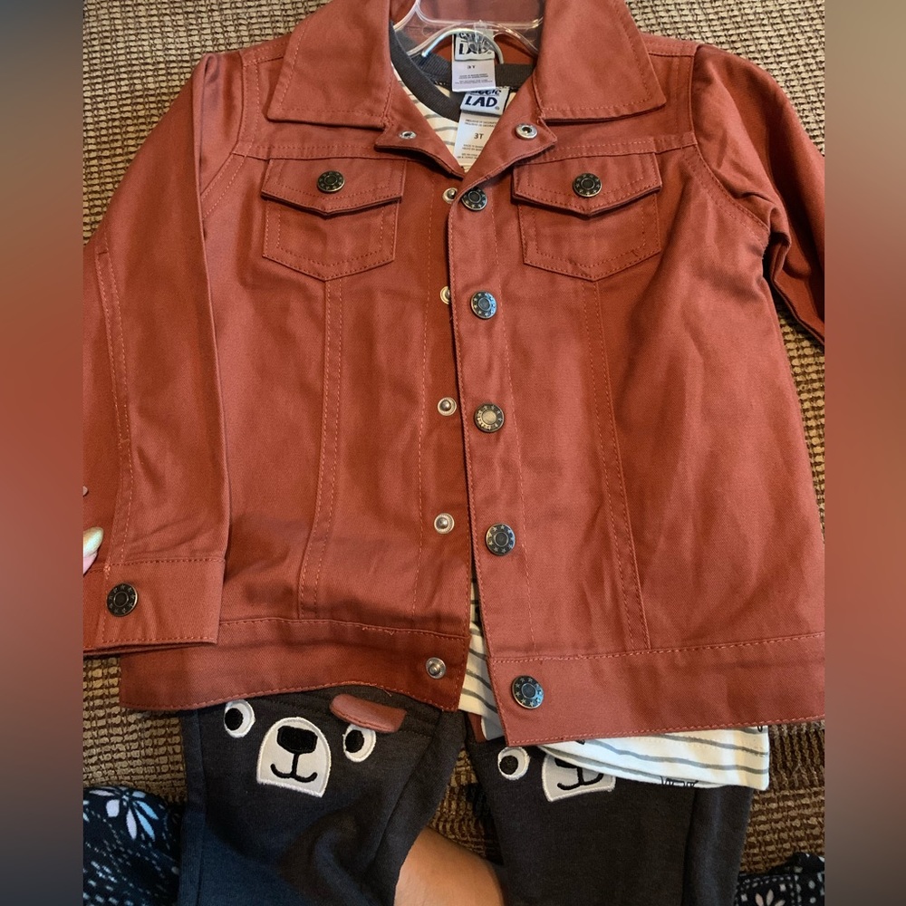 NWT 3 piece set size 3T dog print on shirt & faces on pants knee